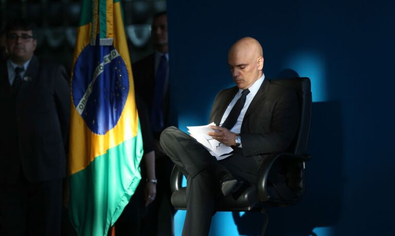 Ministro Alexandre de Moraes é hostilizado na Itália e políticos reagem