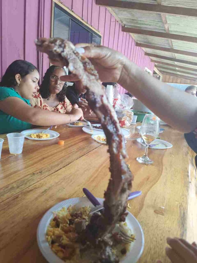 Família de Rondônia celebra Natal com churrasco e tradições locais 2 IMG 20241225 124447 1 Easy Resize.com