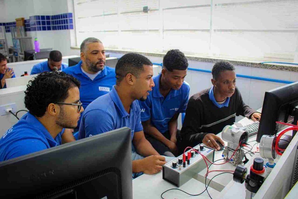 SALVADOR NOTICIA SENAI VAGAS CURSOS Easy Resize.com
