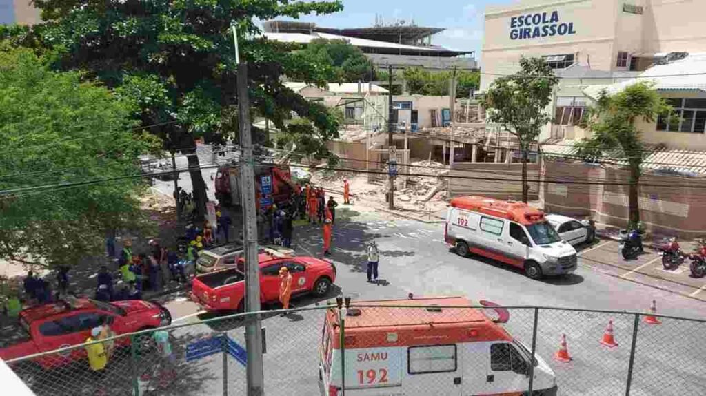 salvador noticia homem sofre acidente dem escola de salvador Easy Resize.com
