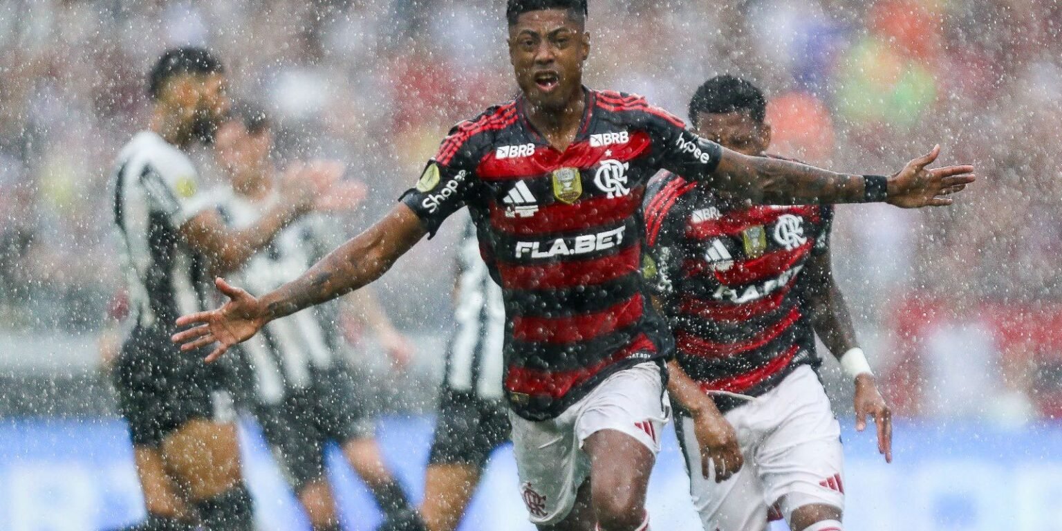 Bruno Henrique brilha e Flamengo conquista Supercopa do Brasil