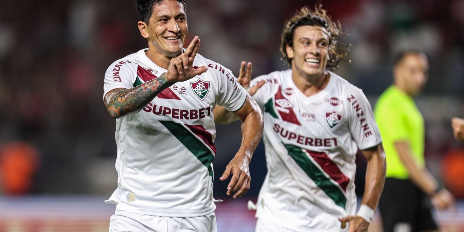 Fluminense goleia Aguia por 8 a 0 na estreia da