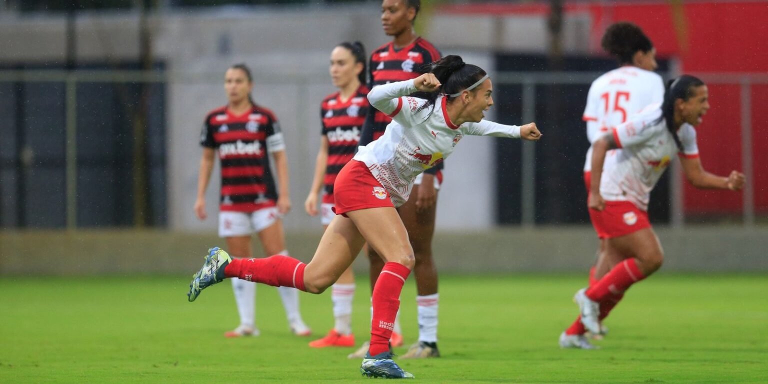 Bragantino bate Flamengo e quebra sequencia de tres jogos sem