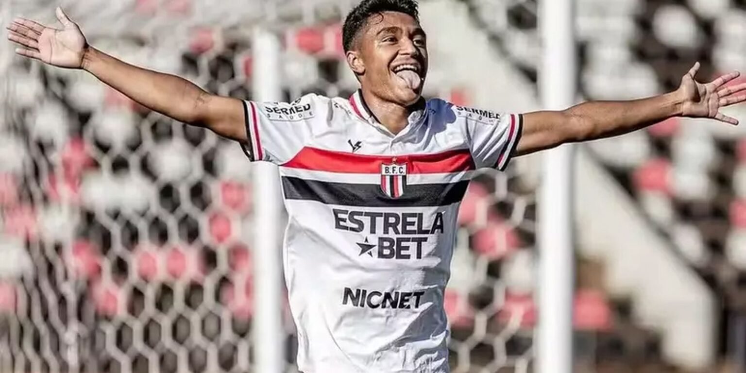 Pedro Severino recebe alta apos 98 dias de tratamento