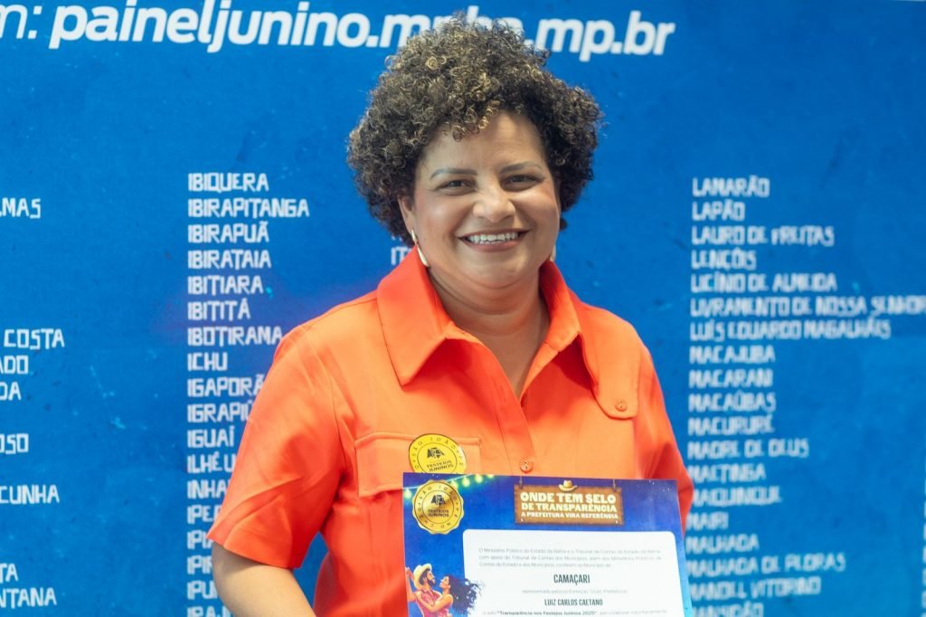 Camaçari recebe Selo de Transparência dos Festejos Juninos 2025 5 cerimonia selo transparencia festejos juninos aline marques foto patrick abreu