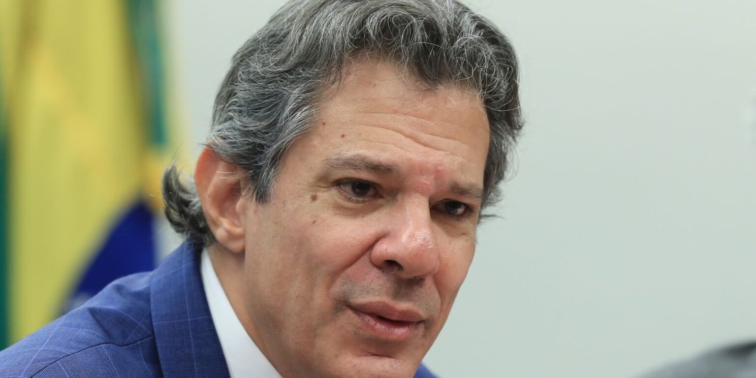 Haddad diz que tarifaço de Trump será desastroso para quem promoveu lula7176