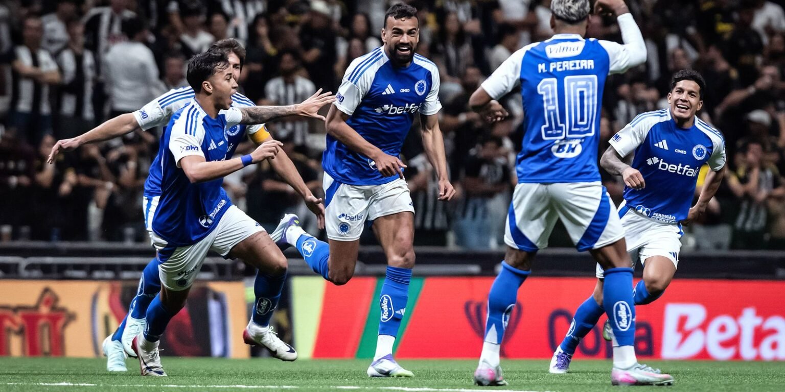 Copa do Brasil Cruzeiro vence Atletico por 2 a 0