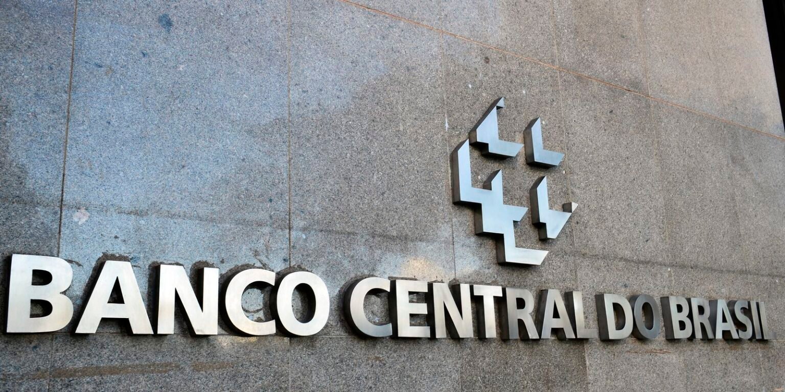 Mercado financeiro reduz previsão da inflação para 4,81% banco central mcajr abr 0104222276