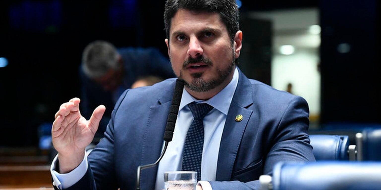 Senado oficializa afastamento de Marcos do Val por 115 dias marcos do val