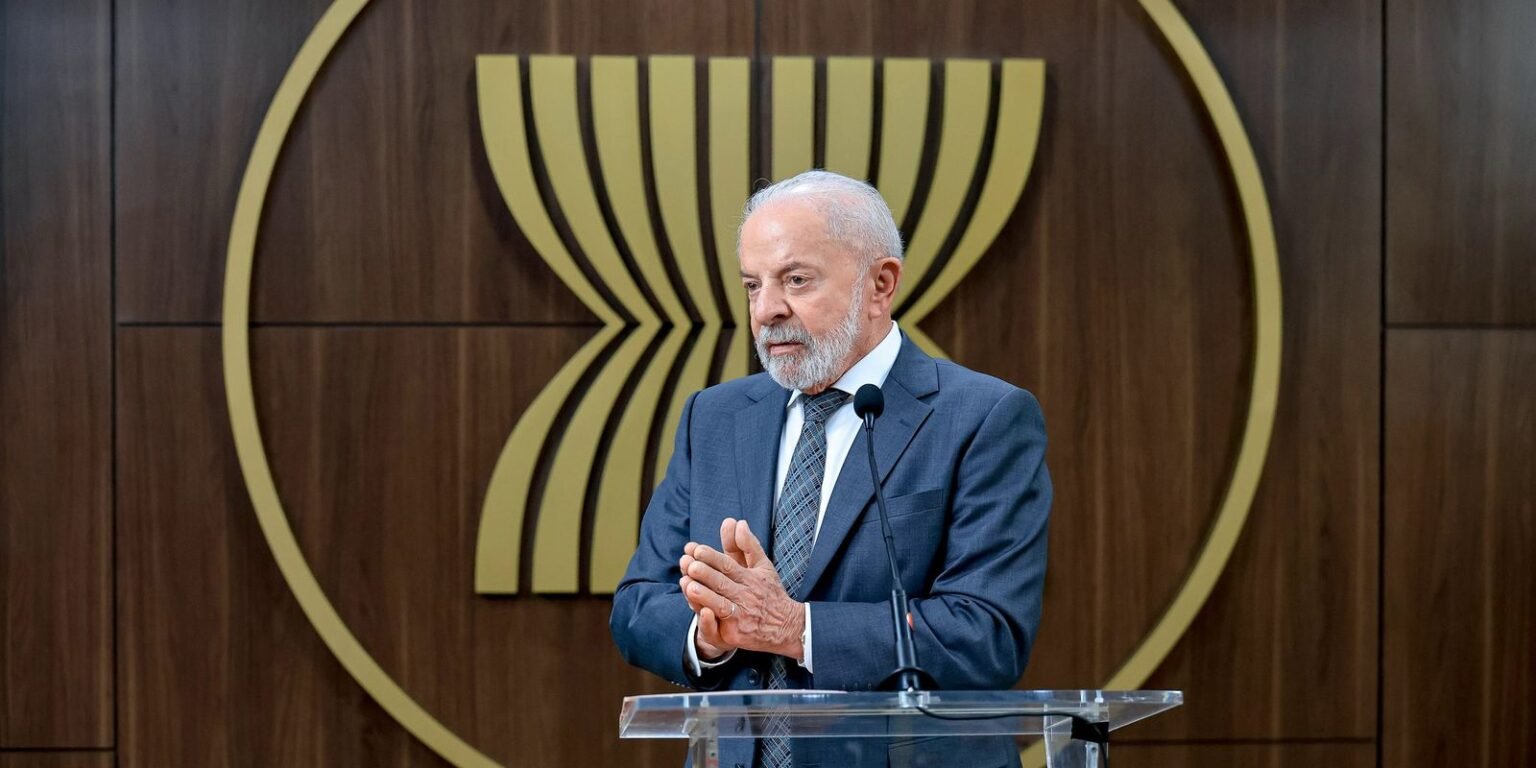 Lula quer discutir com Trump punição dada a ministros do STF 54876274624 8abf493f14 o