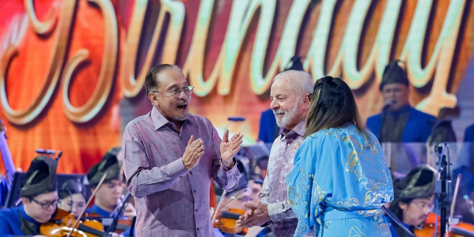 Lula completa 80 anos e se torna o primeiro octogenário no cargo 54883746121 5fa157248c o