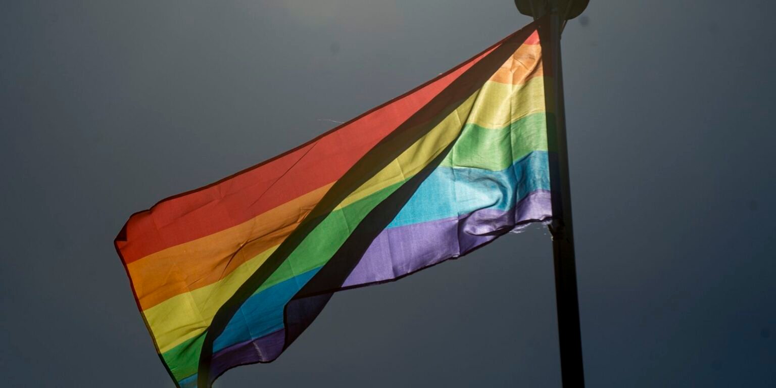 914842 bandeira lgbt0502