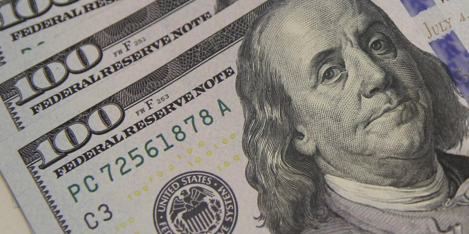Dólar cai para R$ 5,46 com alívio nas tensões entre EUA e China