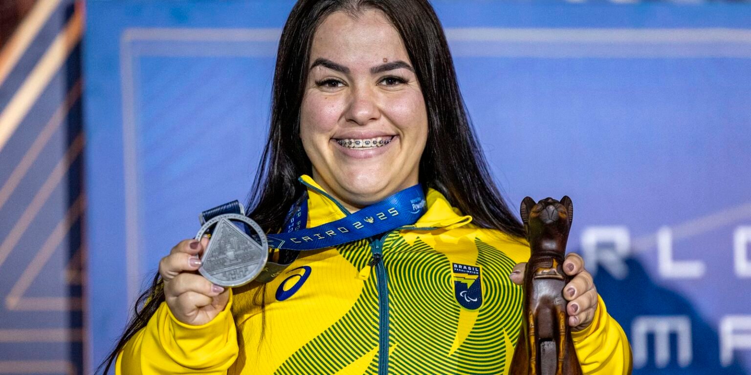 Mariana DAndrea conquista prata no Mundial de Halterofilismo
