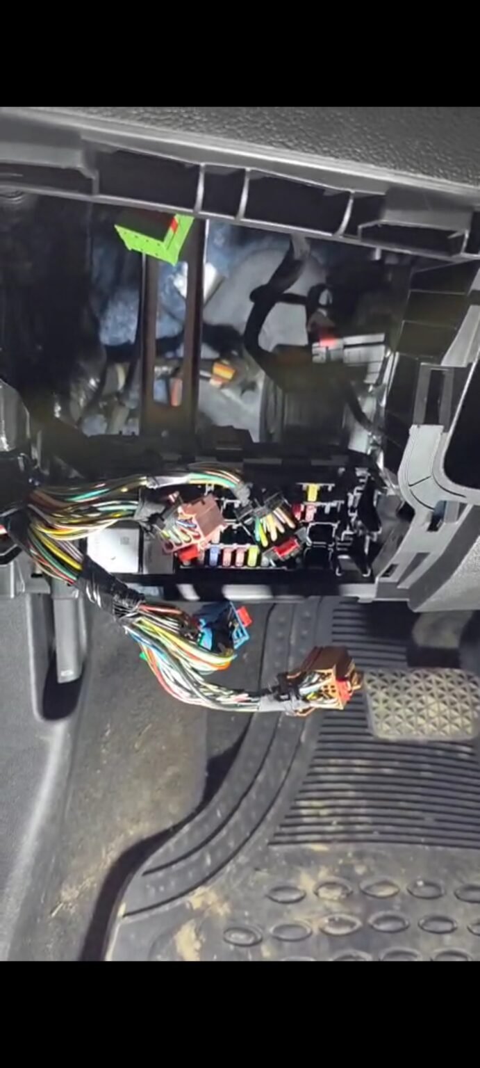 Compradora denuncia enpresa após adquirir veículo com motor adulterado em Salvador Screenshot 2025 10 29 22 00 14 528 com.whatsapp