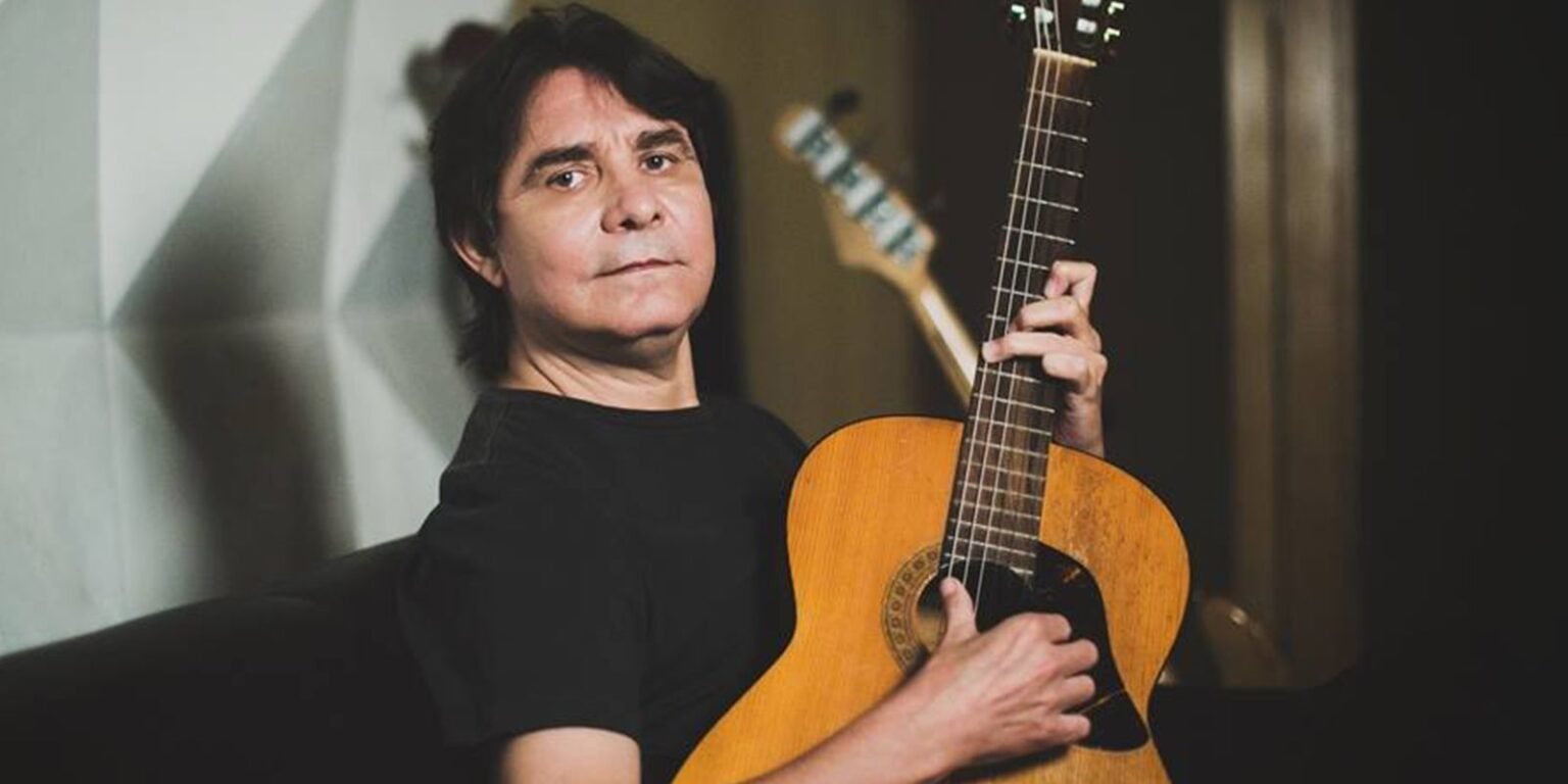 Cantor Lô Borges tem quadro estável após passar por traqueostomia img201701091637115983121