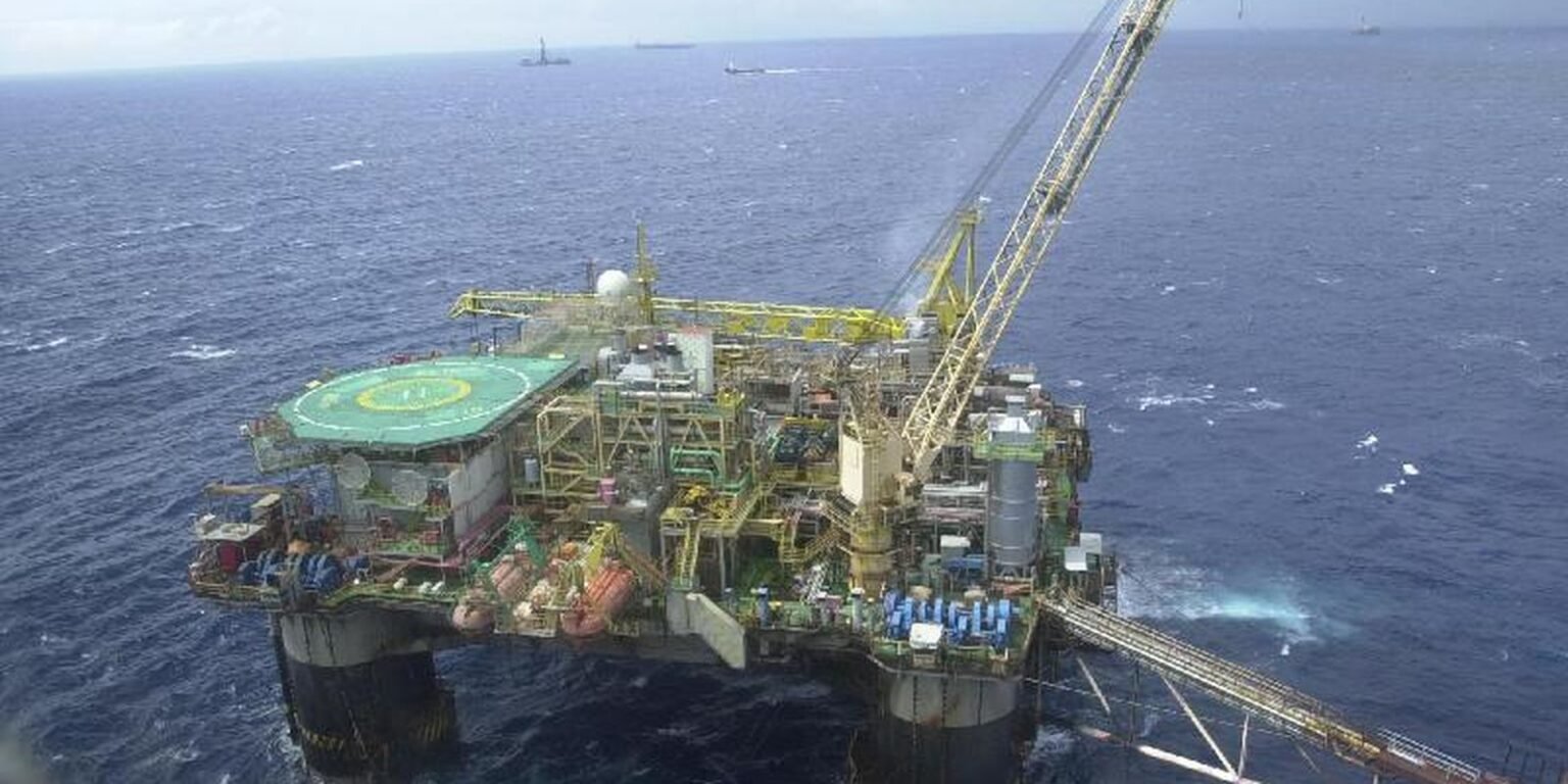 Petrobras: produção no 3º trimestre alcança 3,14 milhões de barris/dia plataforma arquivo