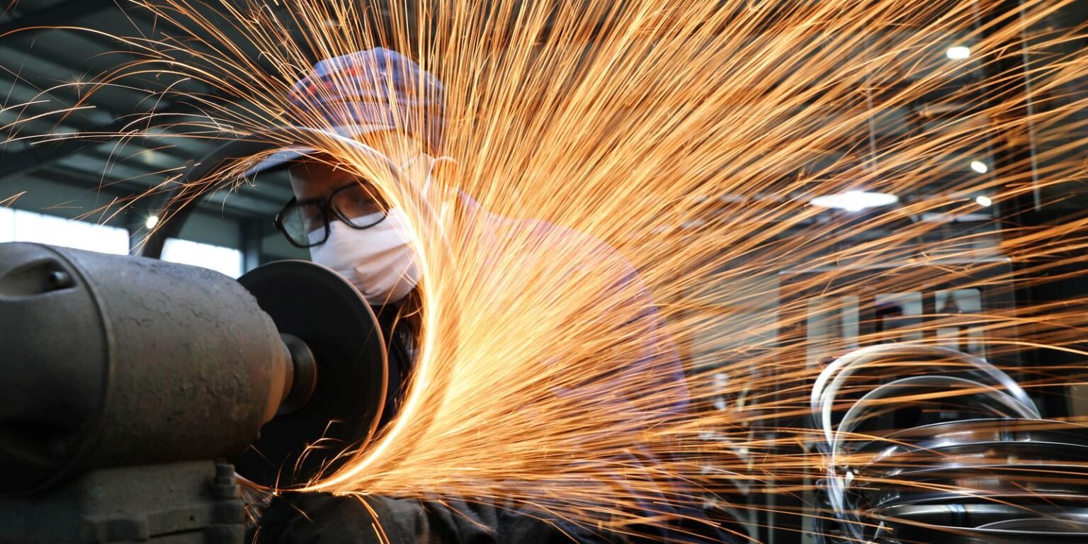 1763250813 usina siderurgica mascara de protecao industria