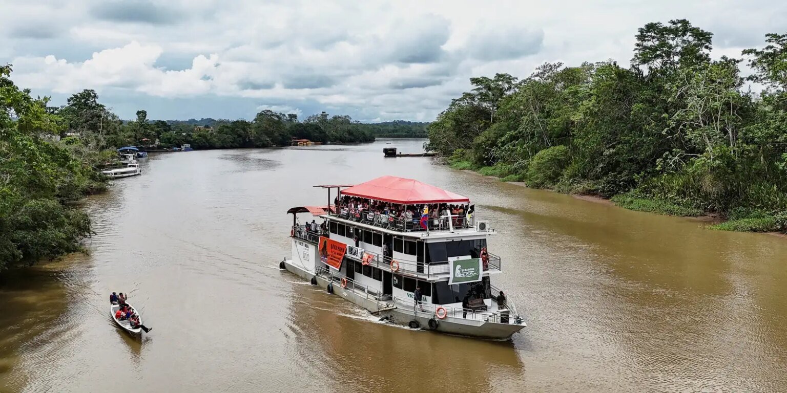 2025 11 01t194156z 2038950843 rc2ychal3ggf rtrmadp 3 climate cop30 indigenous flotilla