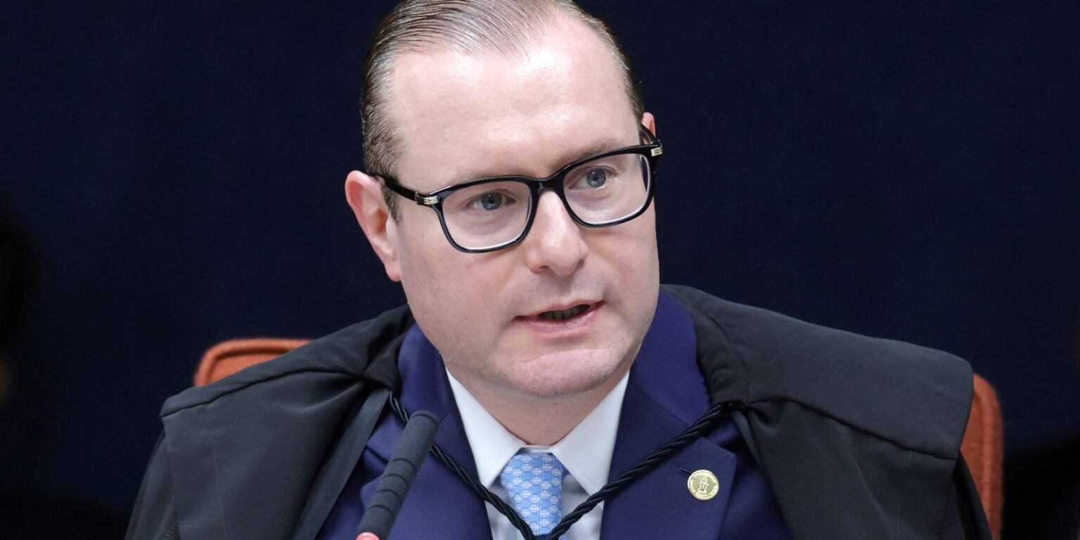 Zanin autoriza julgar ação que acusa deputados do PL de corrupção 54870540885 c9e73fcf37 o