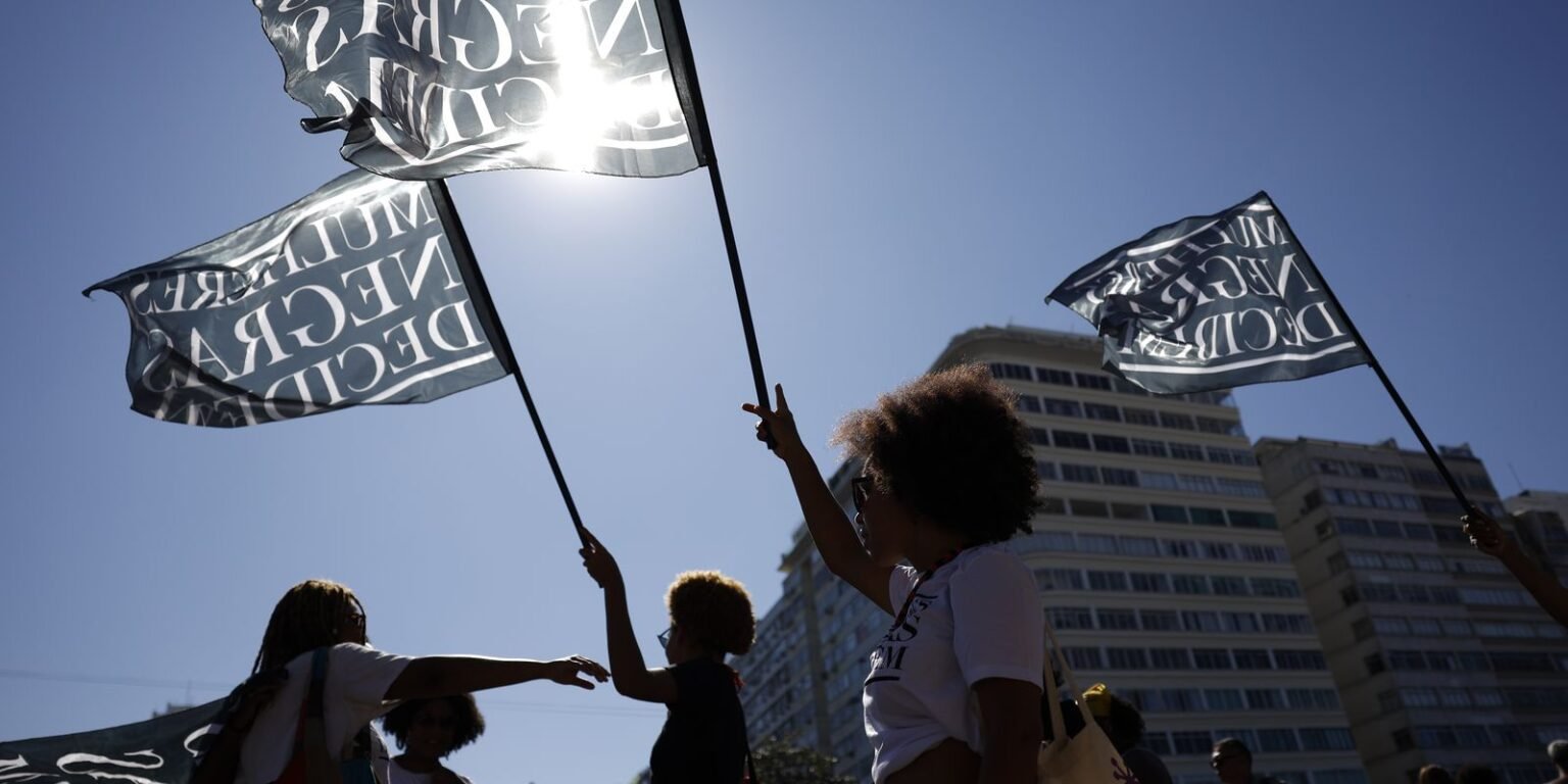 Marcha: comunicadoras negras discutem enfrentamento à violência online d6a3177