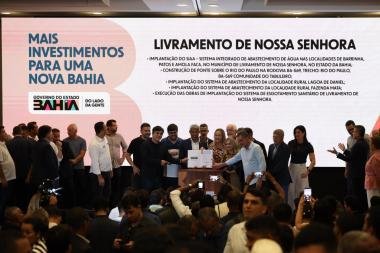 Governo firma convênios para obras em 135 municípios baianos; valor se aproxima de R$ 1 bilhão AutorizaC3A7C3A3o20de20convC3AAnios20para20obras20em20diversos20municC3ADpios20baian