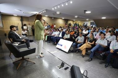 Sesab e Serin promovem assistência técnica para Prefeituras na área da Saúde IQ5A3576