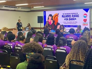 Em Salvador mulheres marcham na orla, nesta quarta (10), para a abertura da Febafes WhatsApp20Image202025 12 0920at2018.57.392028129