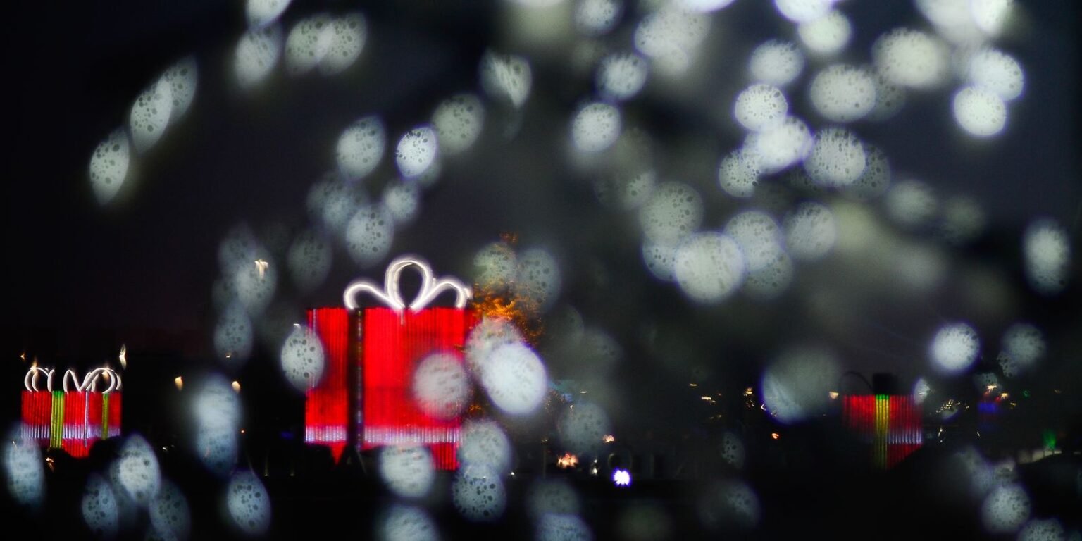 Hoje é Dia: datas, fatos e feriados de dezembro de 2025 iluminacao de natal mcajr 2312203574