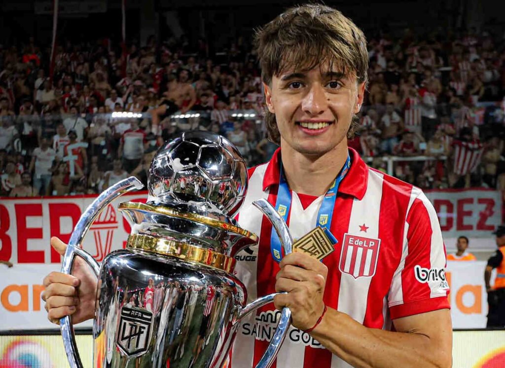 Perto do Bahia, lateral é titular do campeão argentino e jogou Libertadores roman gomez 1