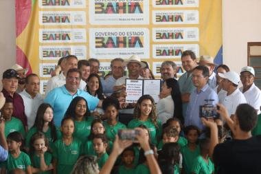 Governo do Estado firma parceria para fortalecer permanência e aprendizagem na educação básica em Formosa do Rio Preto Fotos20Thuane20MariaGOVBA2028329 1