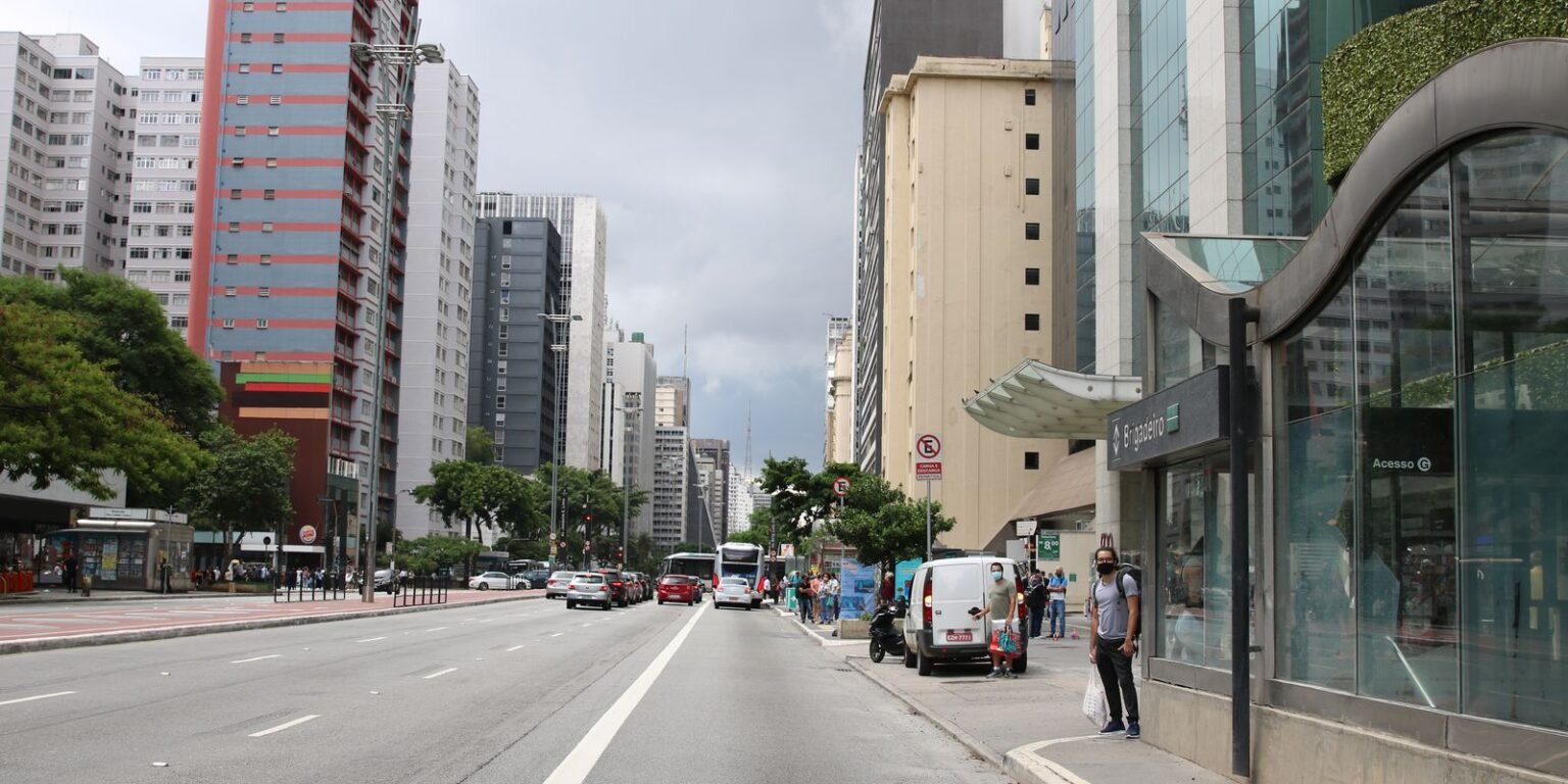 Inflação do aluguel sobe 0,41% em janeiro, mas tem queda em um ano avenida paulista rvsa 081220202136