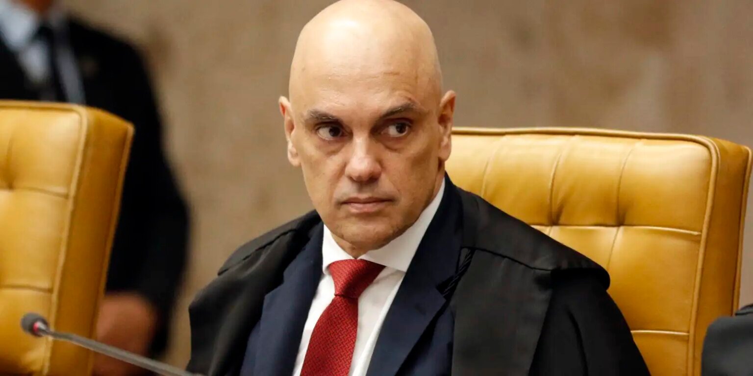 Moraes autoriza visitas de filhos e enteada a Bolsonaro mg 9479