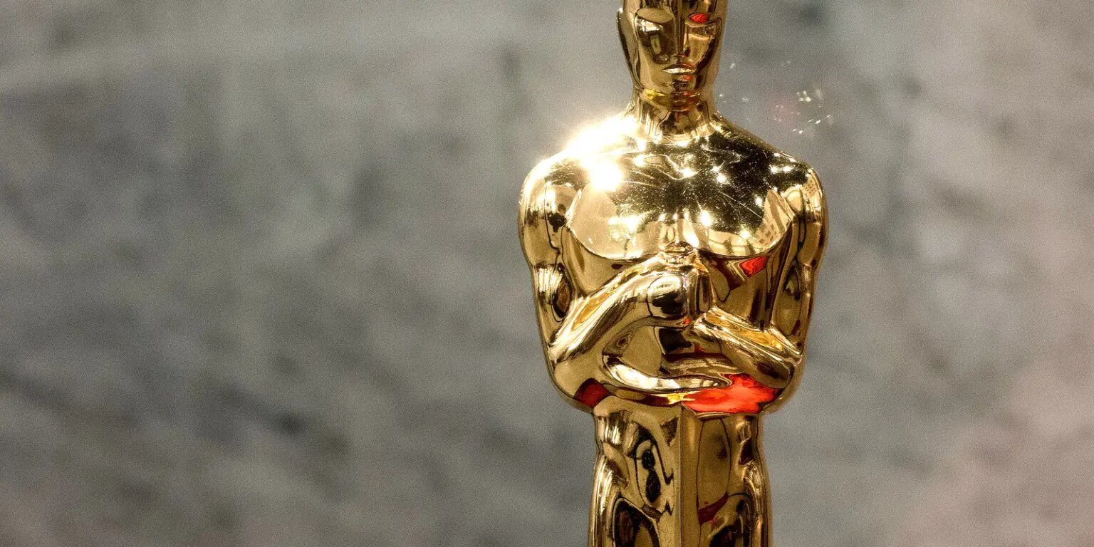 oscar statue
