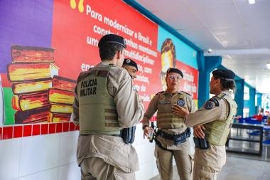 Operação Volta às Aulas reforça a segurança nas escolas estaduais OperacCCA7aCC83o20Volta20aCC80s20Aulas20reforcCCA7a20a20segurancCCA7a20nas20escola