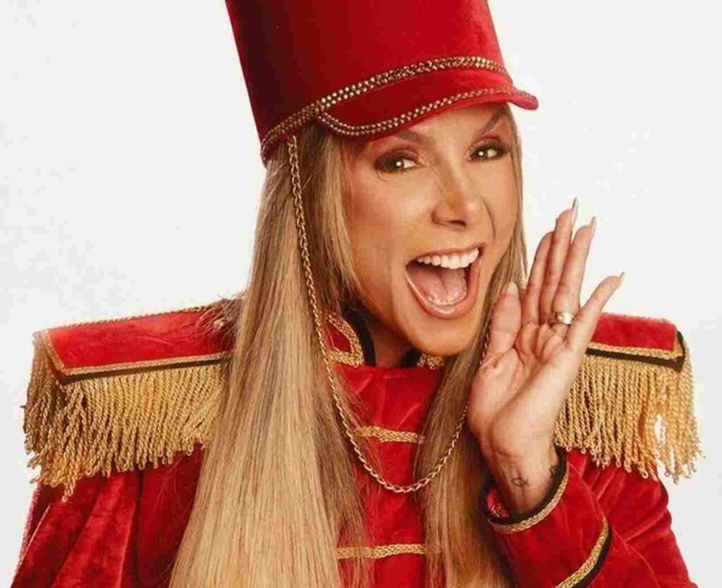 Carla Perez inicia despedida do trio infantil Pipoca Doce no Carnaval de Salvador a primeira vez a gente nunca esquece hoje eu sou a paquita de vcs minha pipocadoce xu 2 Easy Resize.com