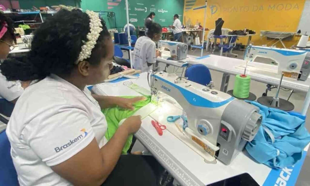 curso costura salvador Easy Resize.com