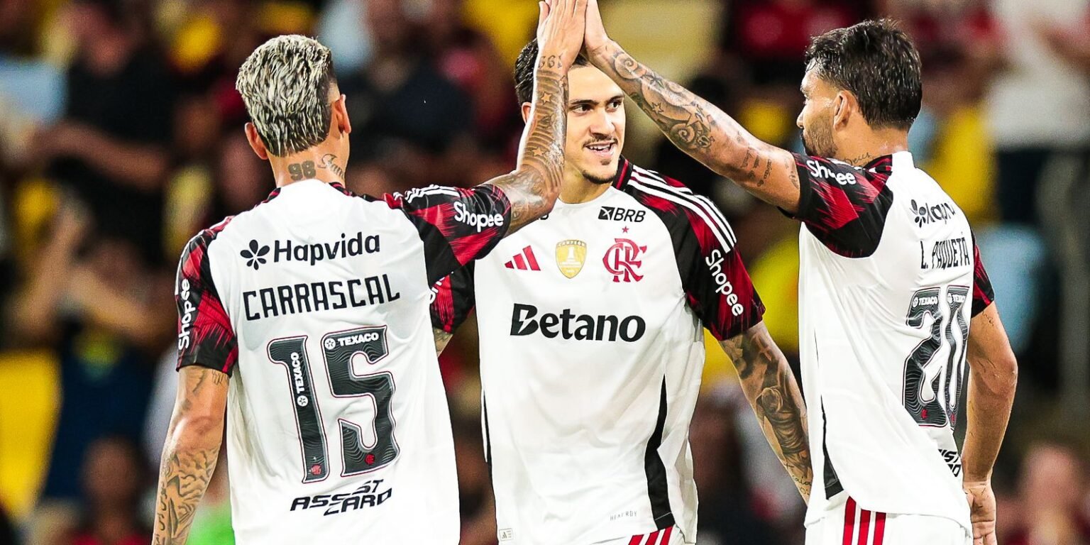 Flamengo atropela Madureira e disputa final do Carioca com Fluminense 55126043963 1c36c07977 o