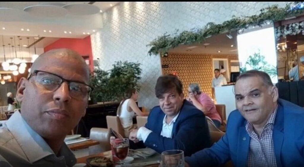 ADVOGADO SUSPEITO Easy Resize.com 1