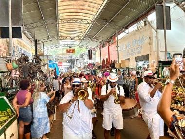 Com apoio da Setur-BA, Festa de Olojá inicia celebrações na Feira de São Joaquim em Salvador OlojC3A1