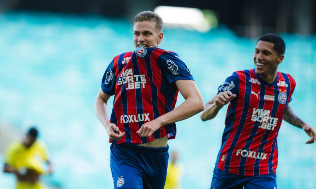 Deu adeus: Bahia acerta venda de volante para clube da Série B jota