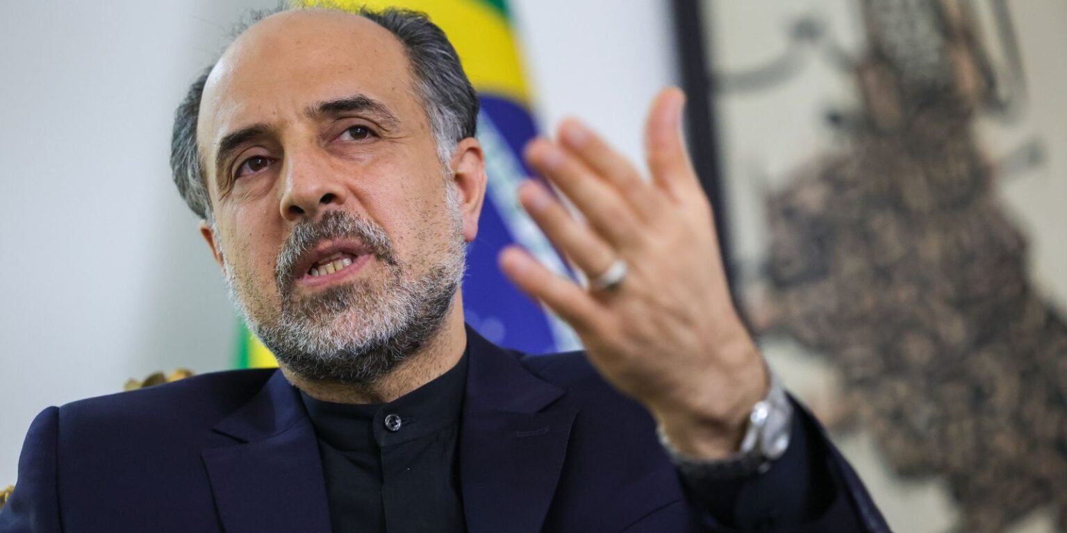 Ilusão de negociação entre EUA e Irã virou piada, diz embaixador pzzb4705