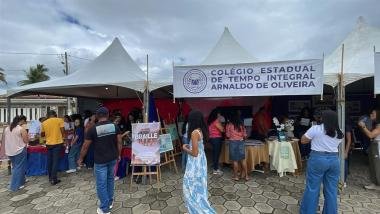 Feira Literária reúne estudantes da rede estadual e celebra aniversário de Caém Feira20LiterC3A1ria20reC3BAne20estudantes20da20rede20estadual2028329