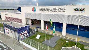 Em Ipirá, Governo do Estado entrega Novo Colégio de Tempo Integral e série de investimentos Fotos20FeijC3A3o20AlmeidaGOVBA2028529
