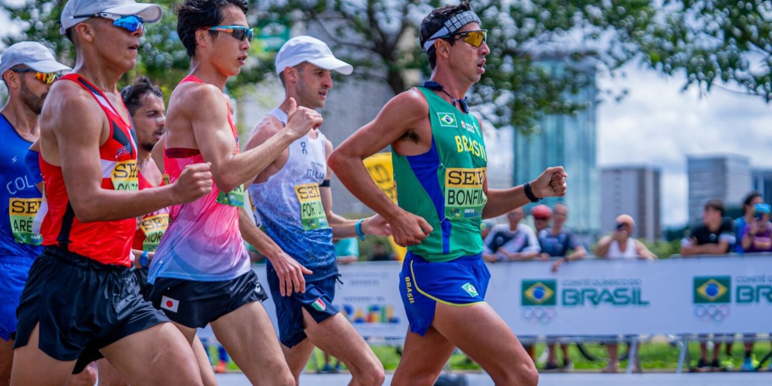 Caio Bonfim e equipe feminina conquistam bronze no Mundial de Marcha caio bonfim e equipe feminina conquistam bronze no mundial de marcha01