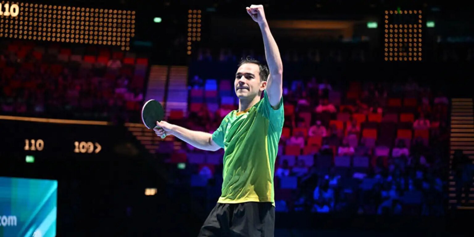 Calderano derrota francês e fica a 2 vitórias do bi na Copa do Mundo calderano tenis de mesa
