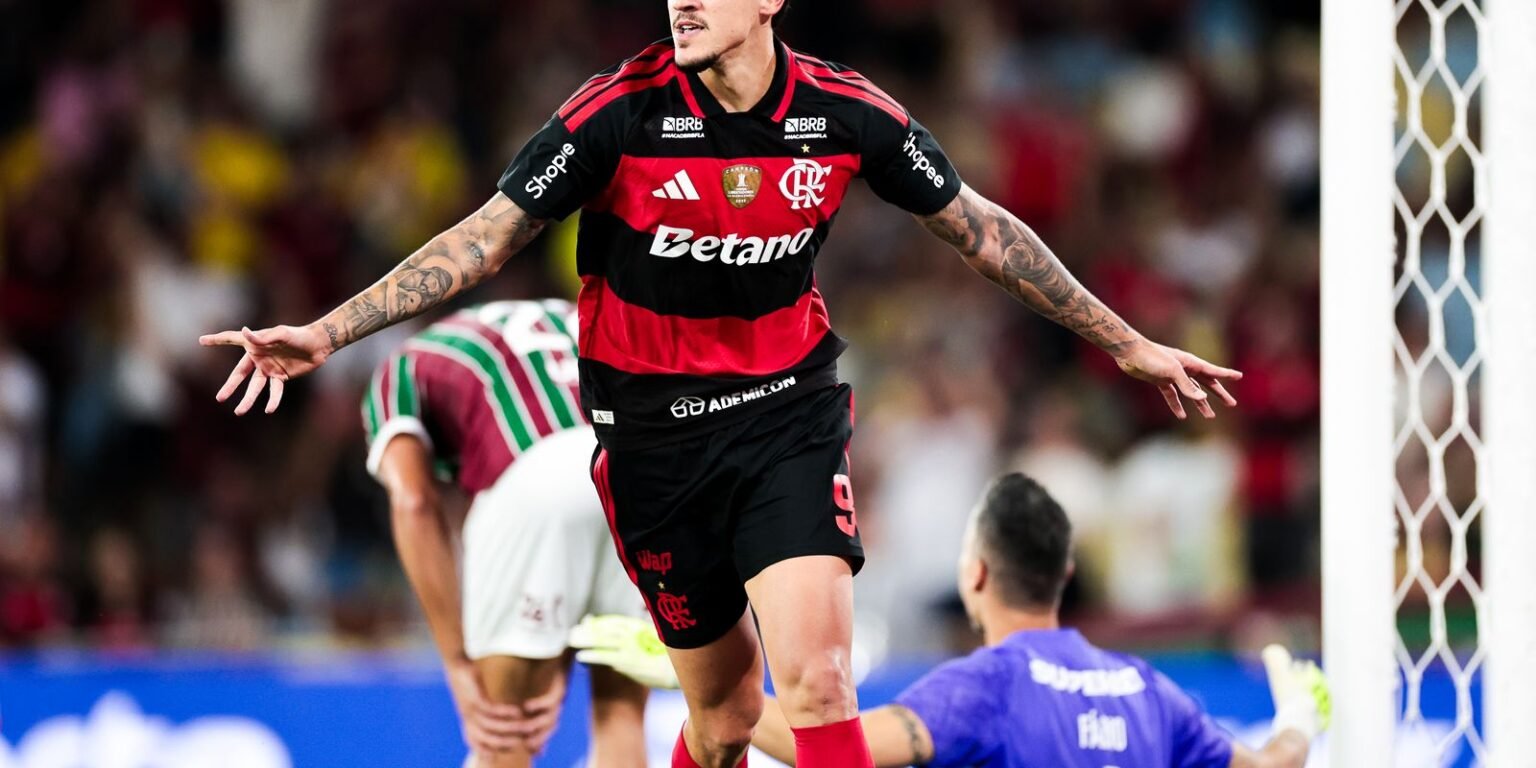 Com dois gols de Pedro, Flamengo vence Fluminense pelo Brasileirão fla flu