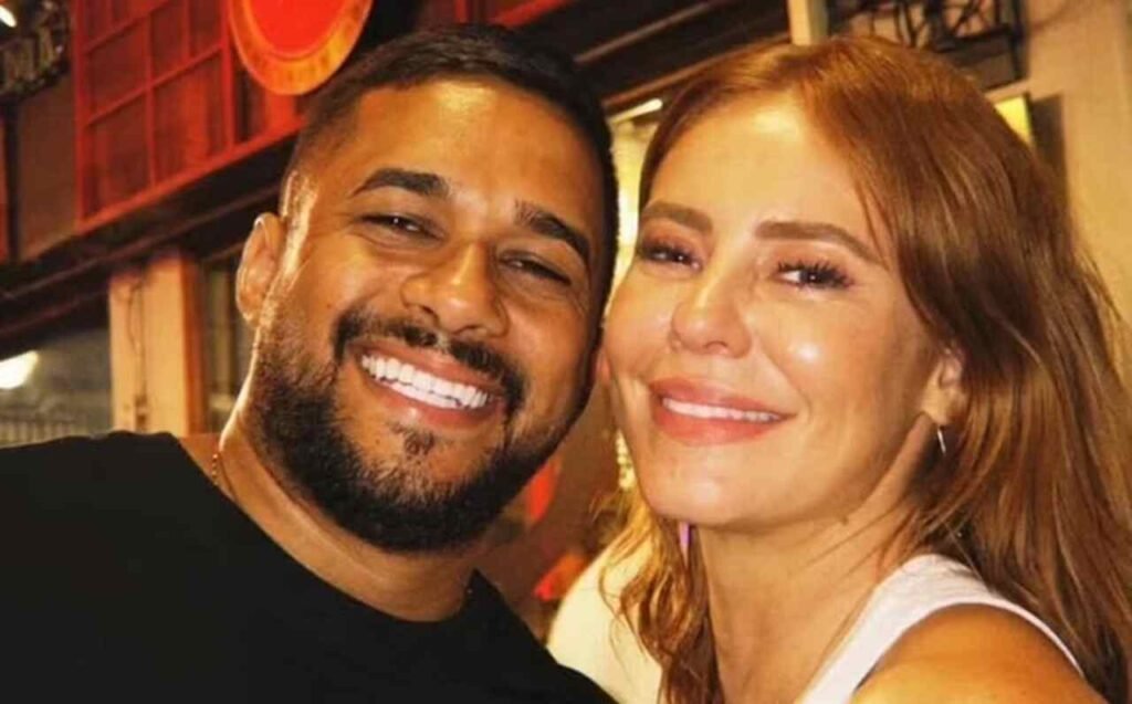 mestre fafa postou foto com paolla oliveira em seu aniversario 3211973 article Easy Resize.com