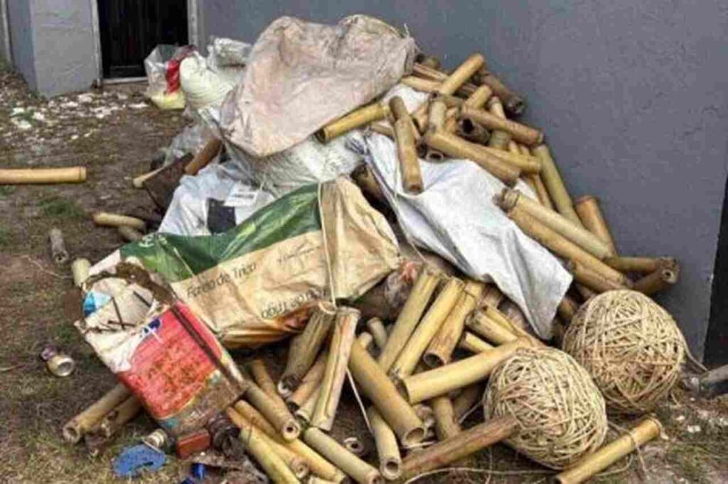 PM apreende 1,5 tonelada de pólvora em fábrica clandestina de espadas juninas na Bahia Dimensao se ligue interna 90 450x300 Easy Resize.com