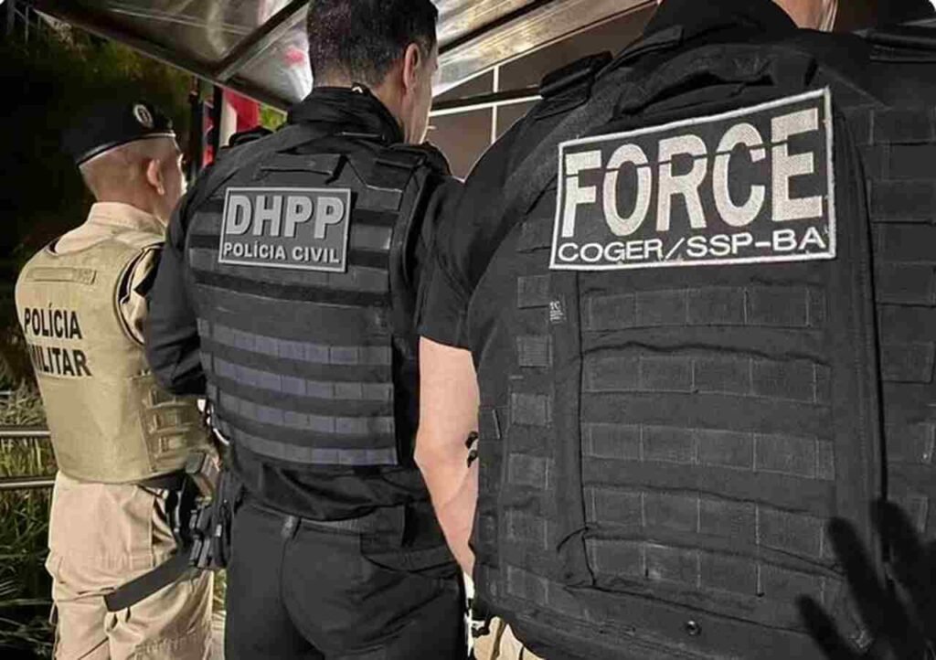 Quatro policiais militares sao presos em operacao que investiga assassinato de homem em Salvador — Foto Alan Dantas SSP Easy Resize.com